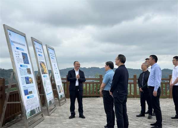 四川省尊龙集团中国官方网站投资集团总裁邓俊带队前往资阳市考察