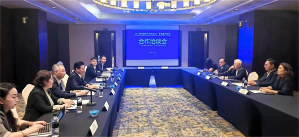 蔡邦银率团赴新加坡和澳大利亚考察访问